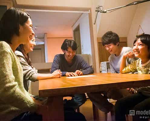“塩顔男子”坂口健太郎、抜擢続く「重要な役で嬉しかった」 竹野内豊×松雪泰子夫婦の長男に