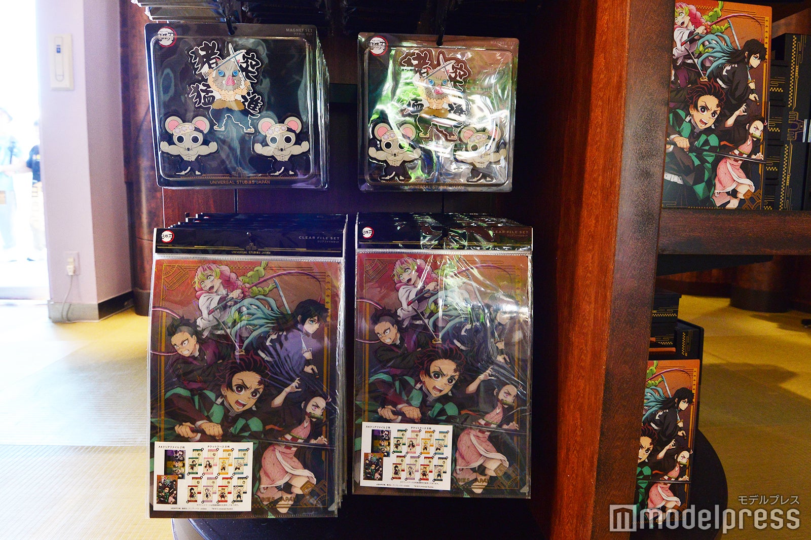 クリアファイルセット、マグネットセット（C）モデルプレス