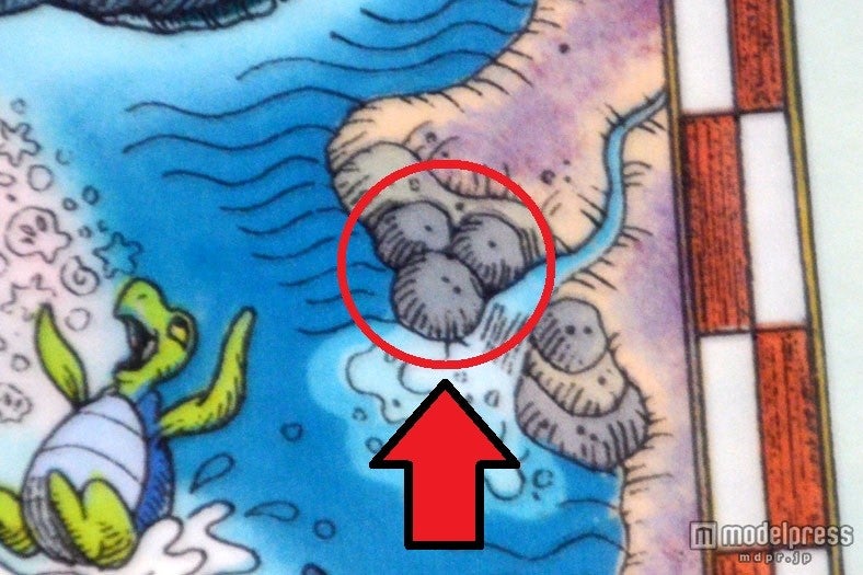 地図に描かれた岩がミッキーの形に