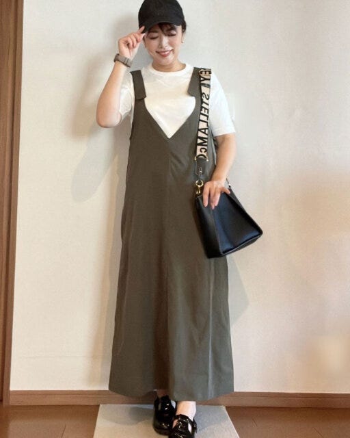 しまむら　WORKサロペット　コーデ
