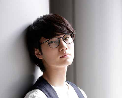 桜田通、新ドラマで初のゲイ役 秘密抱えた“メガネ男子”ビジュアル解禁