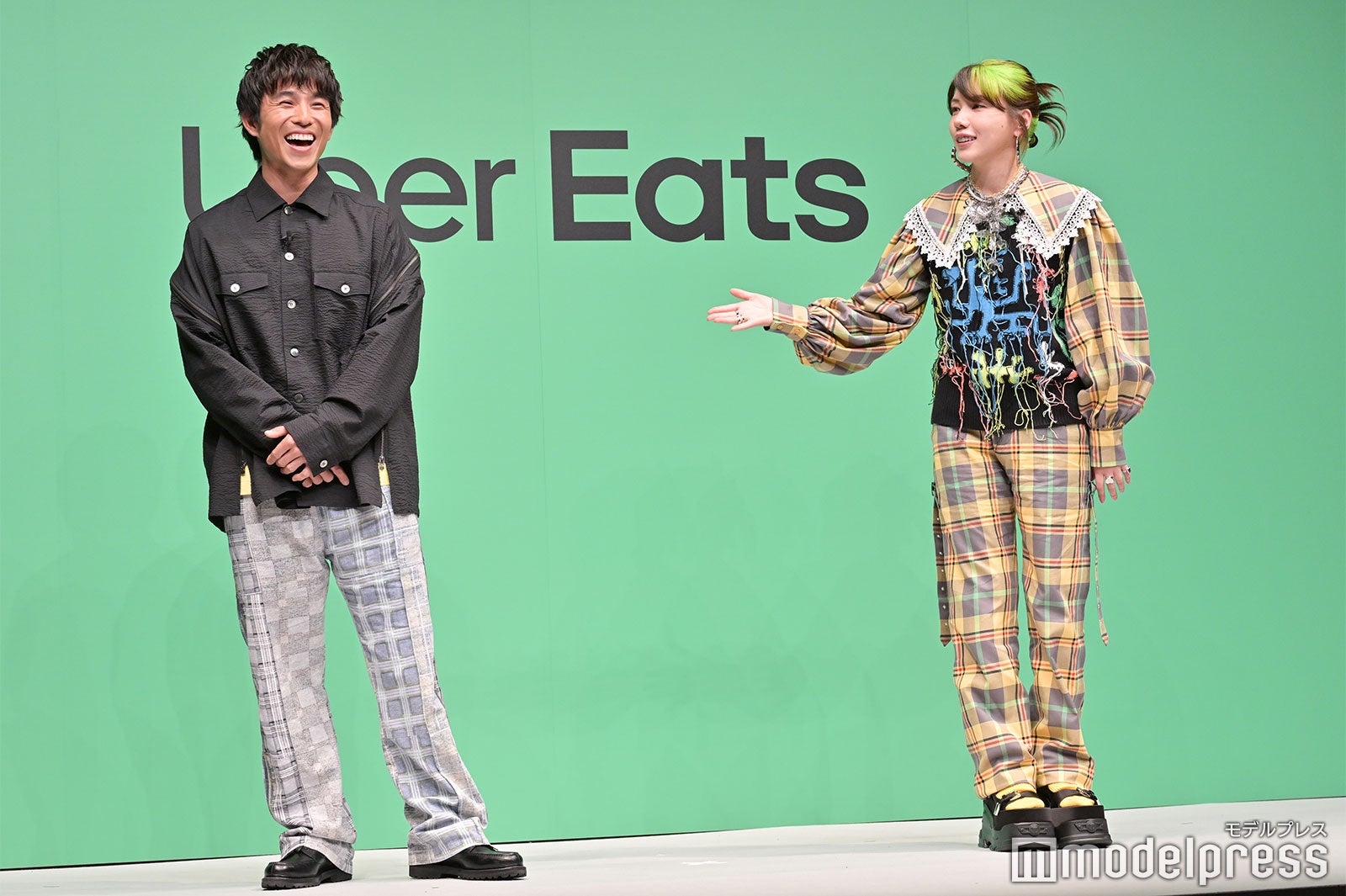 中尾明慶、仲里依紗（C）モデルプレス