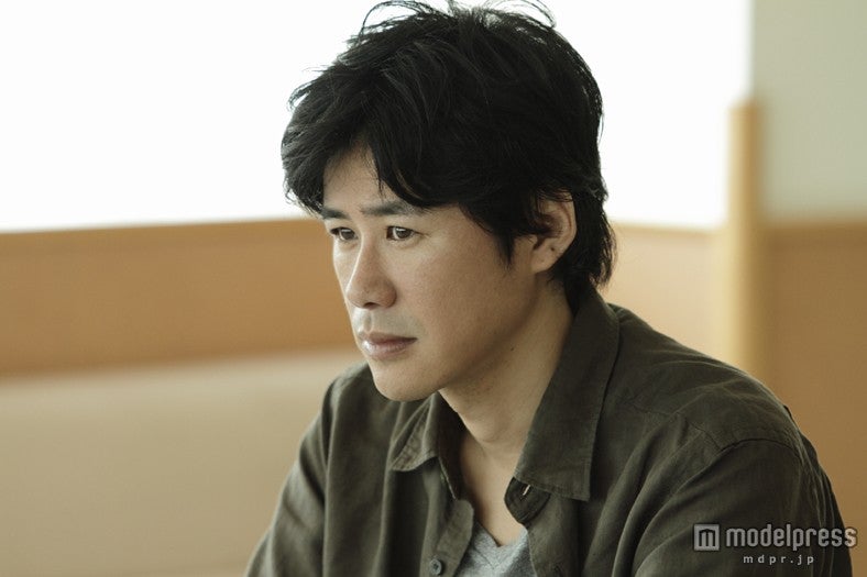 鈴木一真（C）2013 エイベックス・エンタテインメント／MBS