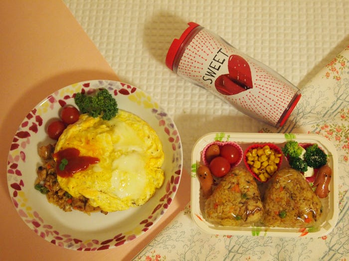 「オムライス」 → 「チキンライスランチ」