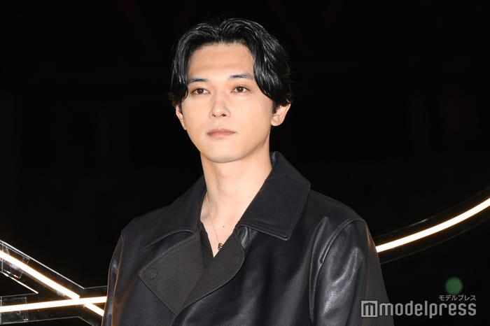 吉沢亮(C)モデルプレス