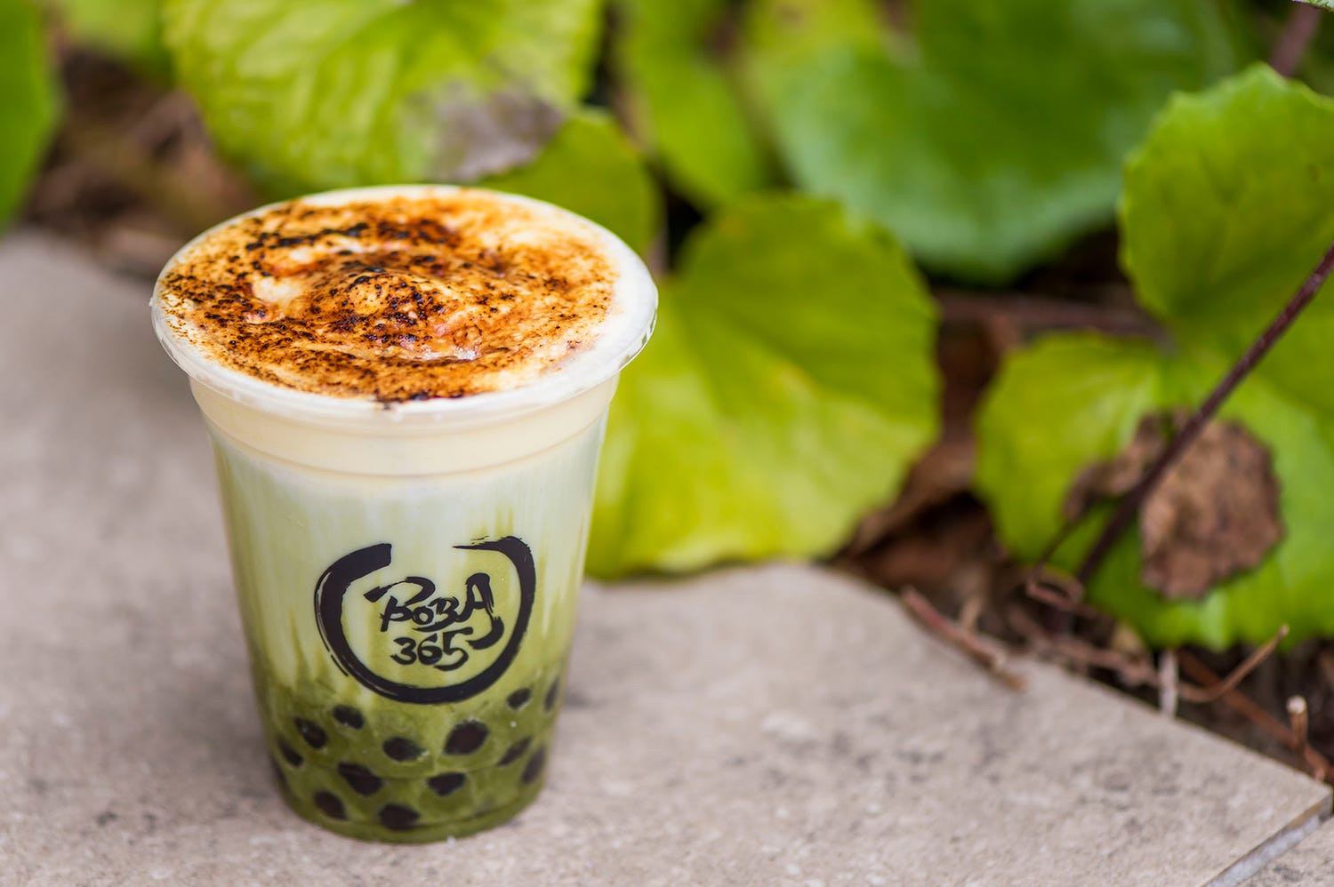 浅草の和風タピオカ店「BOBA365」人気No.1抹茶ラテがブリュレドリンク&和スイーツに!