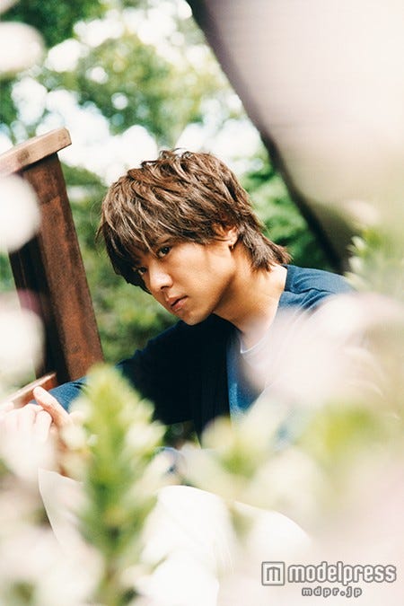 TAKAHIRO/「月刊EXILE」10月号より(画像提供:LDH)