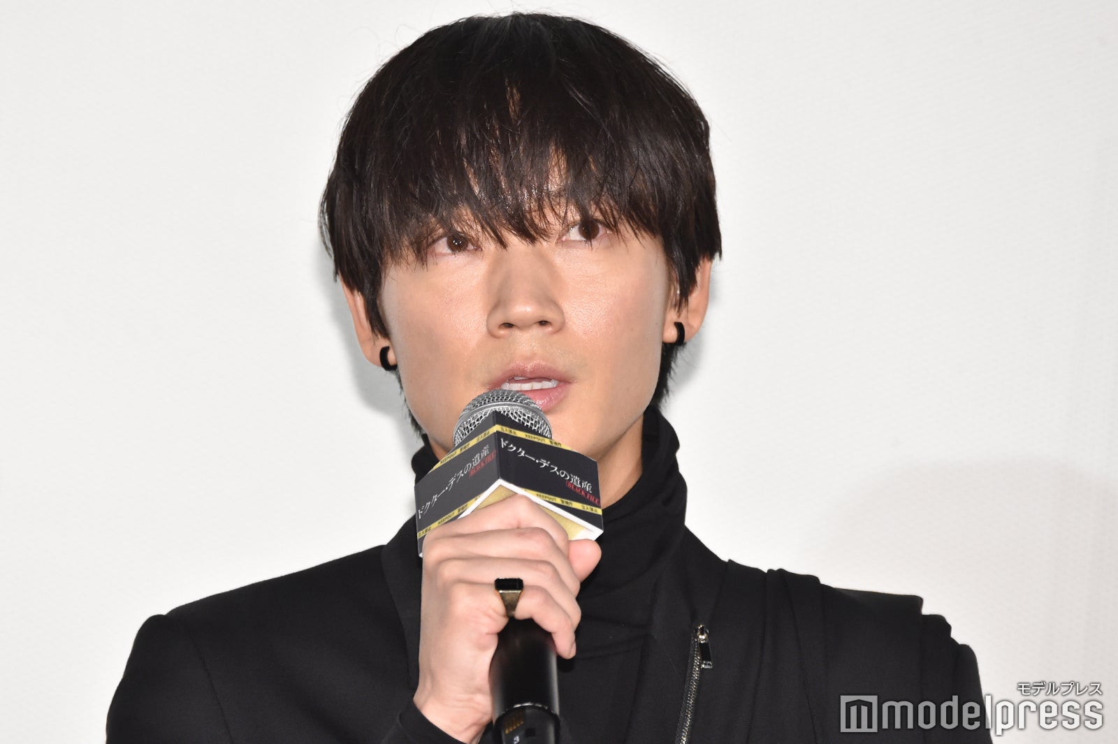 綾野剛（C）モデルプレス