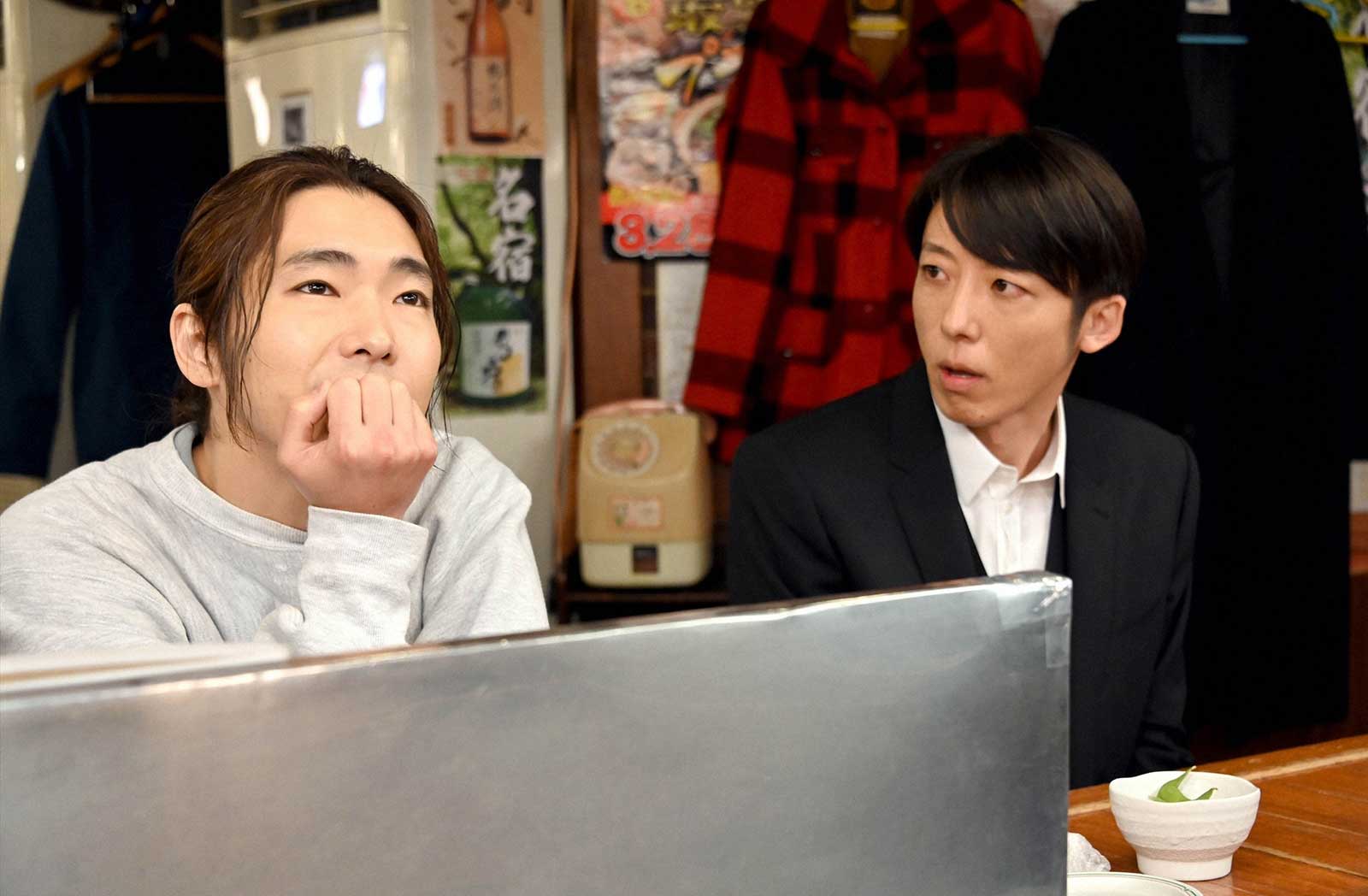 柄本佑、高橋一生「天国と地獄 ～サイコな2人～」第5話より（C）TBS