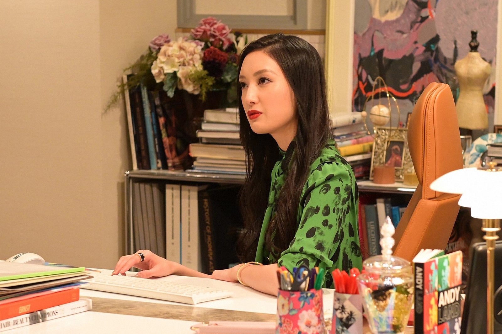 菜々緒「オー！マイ・ボス！恋は別冊で」第1話より（C）TBS