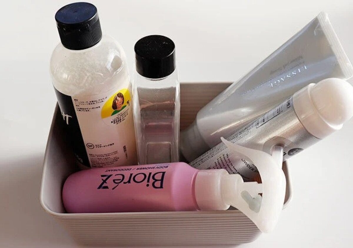 ダイソー　ソフト小物入れ2個（16.8cm×12.5cm×6.5cm）　使用例