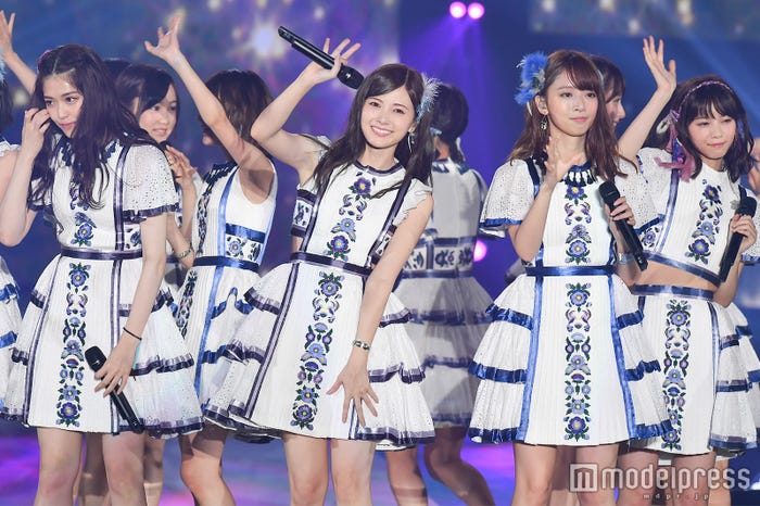 乃木坂46(C)モデルプレス