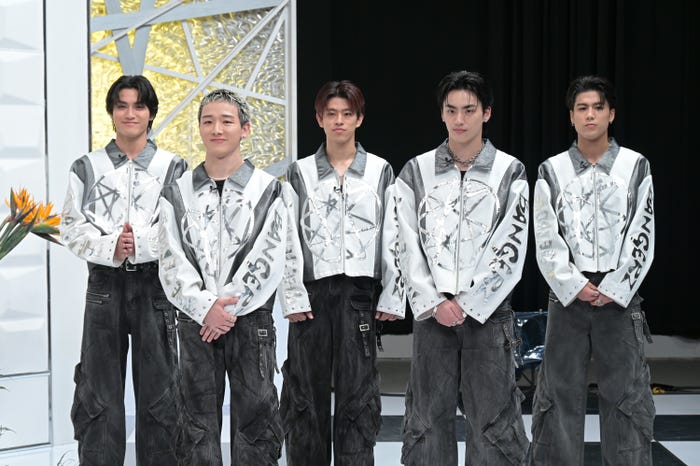 (左から)中村碧、田中彰、桑原巧光、古嶋滝、佐藤蒼⻁(C)MBS