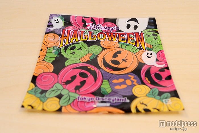 ホワイトチョコレートサンドクッキーのパッケージ