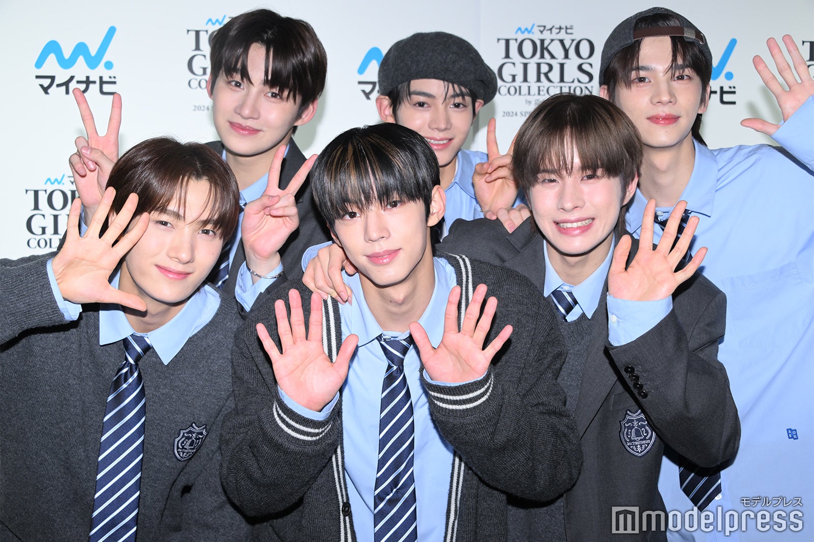 （上段左から）JIHOON、HANJIN、SHINYU（下段左から）YOUNGJAE、DOHOON、KYUNGMIN／TWS（C）モデルプレス