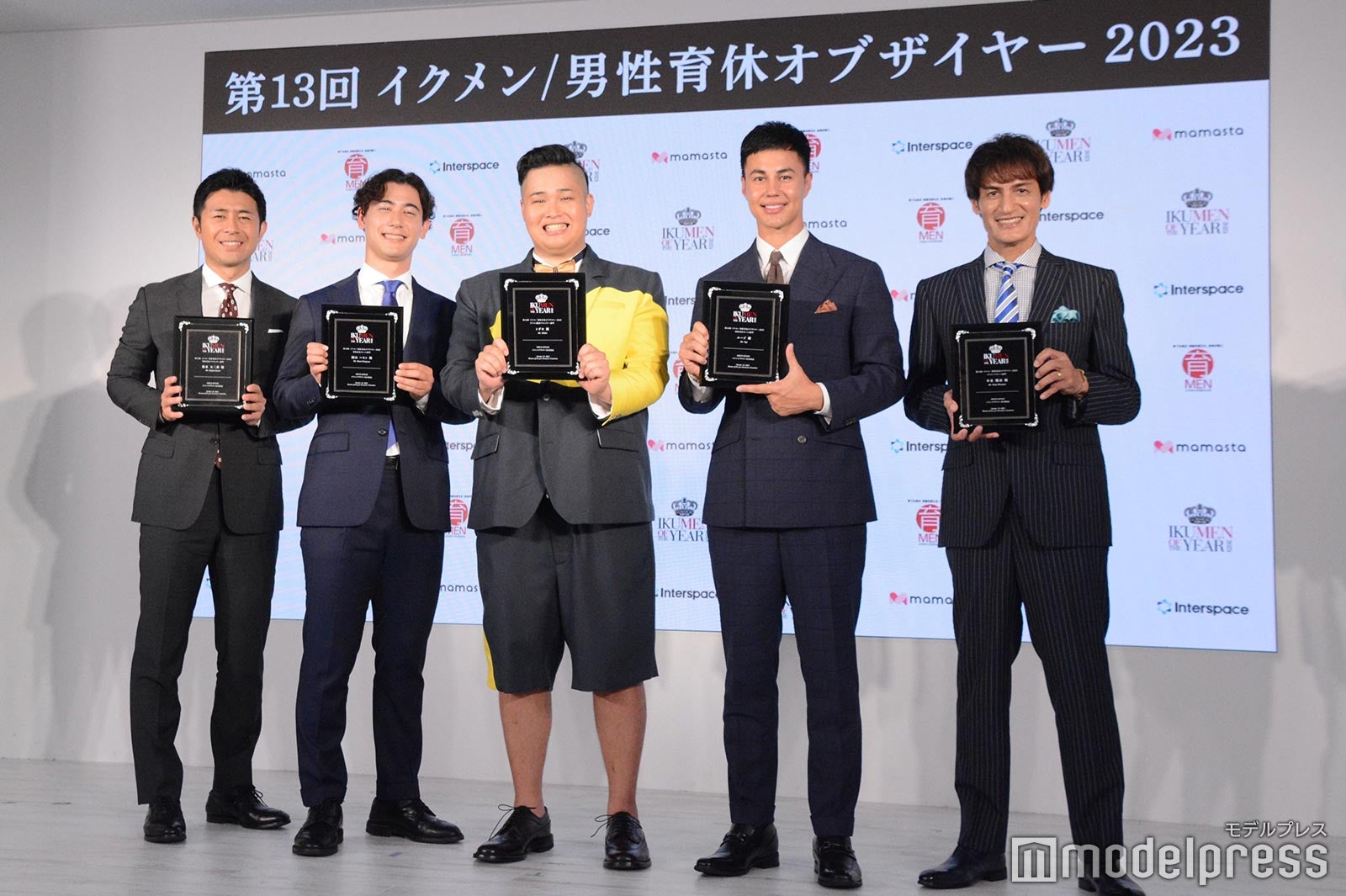 榎並大二郎アナ、国山ハセンアナ、ンダホ、ユージ、本並健治（C）モデルプレス