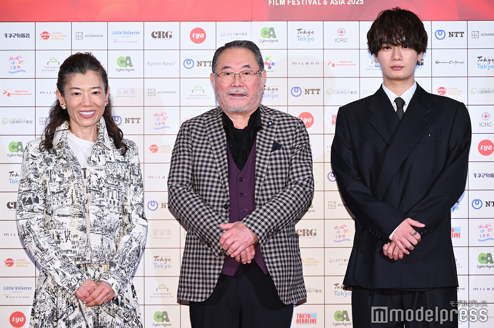 石渡美奈、前田吟、堀海登（C）モデルプレス