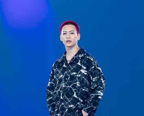 BE:FIRST三山凌輝、赤髪×短髪姿でランウェイ 唇拭うセクシーな仕草光る<KCON×TGC>