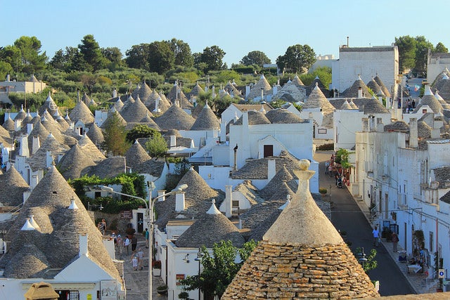 アルベロベッロ／Alberobello by Alfonso Minervino