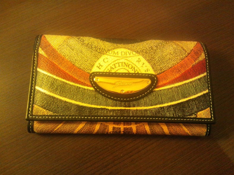 新しく購入した財布