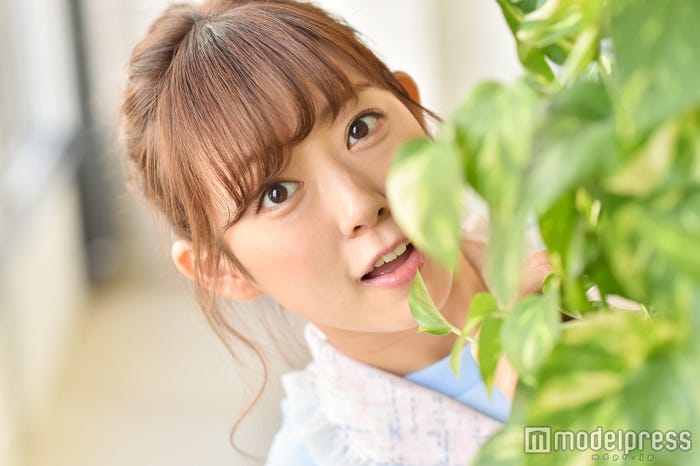 まずパイを焼きましょう(C)モデルプレス