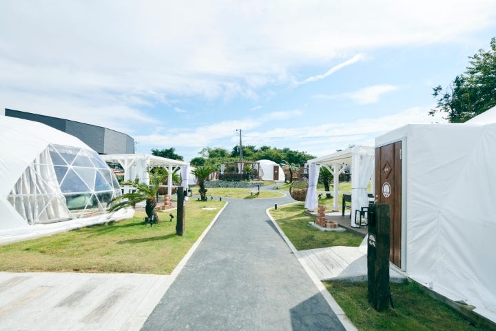 埼玉「グランピング テルマー湯滑川店」天然温泉・岩盤浴使い放題!夜は本格アウトドアBBQを堪能