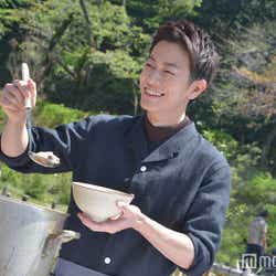 モデルプレス - 佐藤健“熊本名物”をおもてなし 復興への思い呼びかける