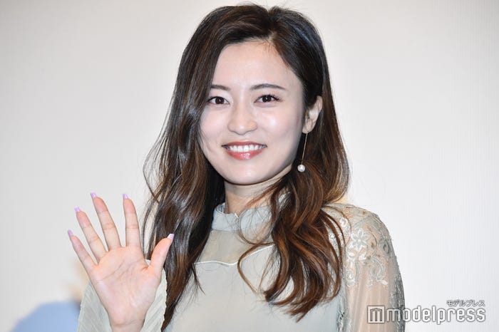 イメチェン前の小島瑠璃子(C)モデルプレス