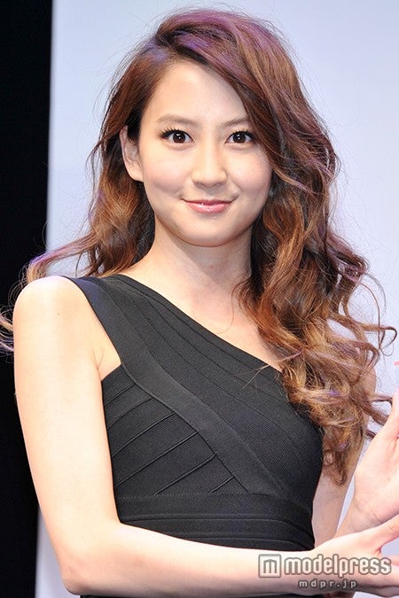 13年間ロングヘア 河北麻友子が髪を切るタイミングとは モデルプレス 13年間ロングヘア 河北麻友子が髪を切るタイミングとは モデルプレス