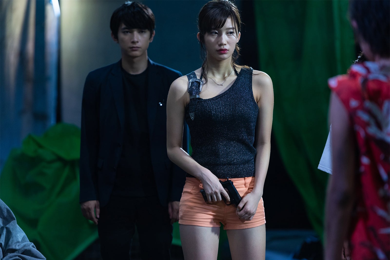 吉沢亮、小倉優香／「GIVER 復讐の贈与者」第8話より（C）テレビ東京