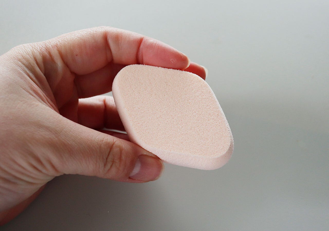 ダイソー メイクアップスポンジ(厚手、ダイヤ型) ダイソー メイクスポンジ 厚手 ダイヤ型