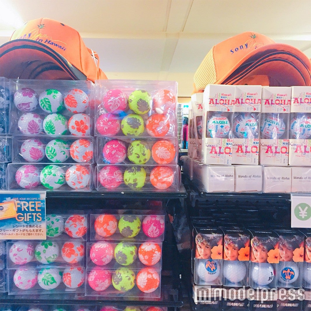 ゴルフボール（C）モデルプレス