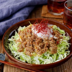レンチン肉味噌で!ピリ辛担々サラダ