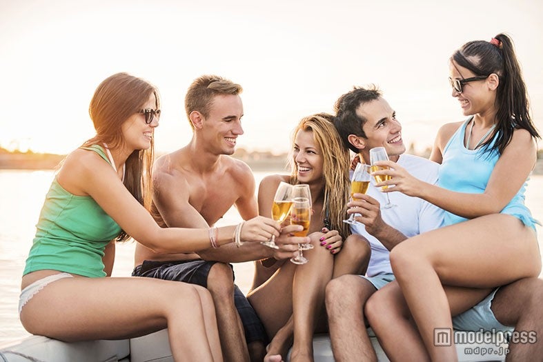 きちんとモテる仕草を身に付けておこう（Photo by skynesher／gettyimages）