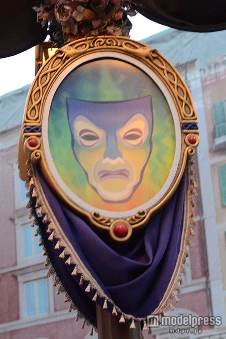 “魔法の鏡”／魔法の鏡