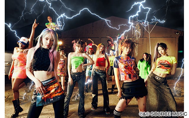 LE SSERAFIM(P)&(C)SOURCE MUSIC