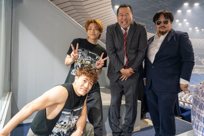 中務裕太、小森隼、とにかく明るい安村、関智大(C)日本テレビ