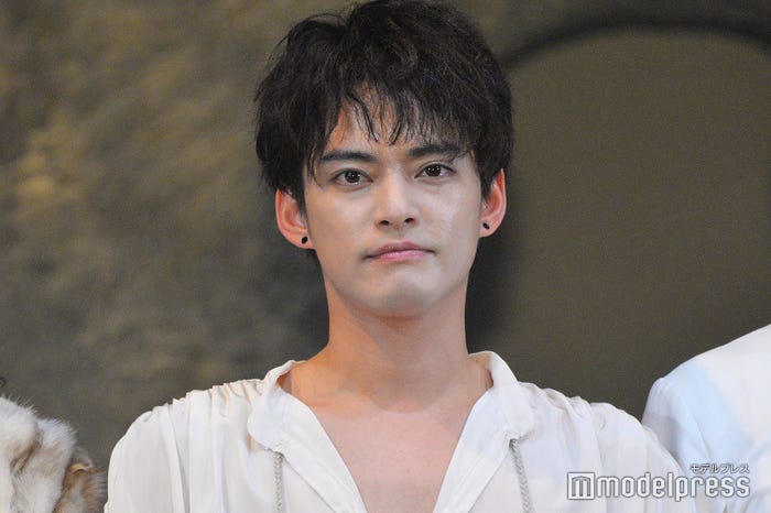 初挑戦の即興劇を全身全霊で楽しんでいた中山優馬(C)モデルプレス