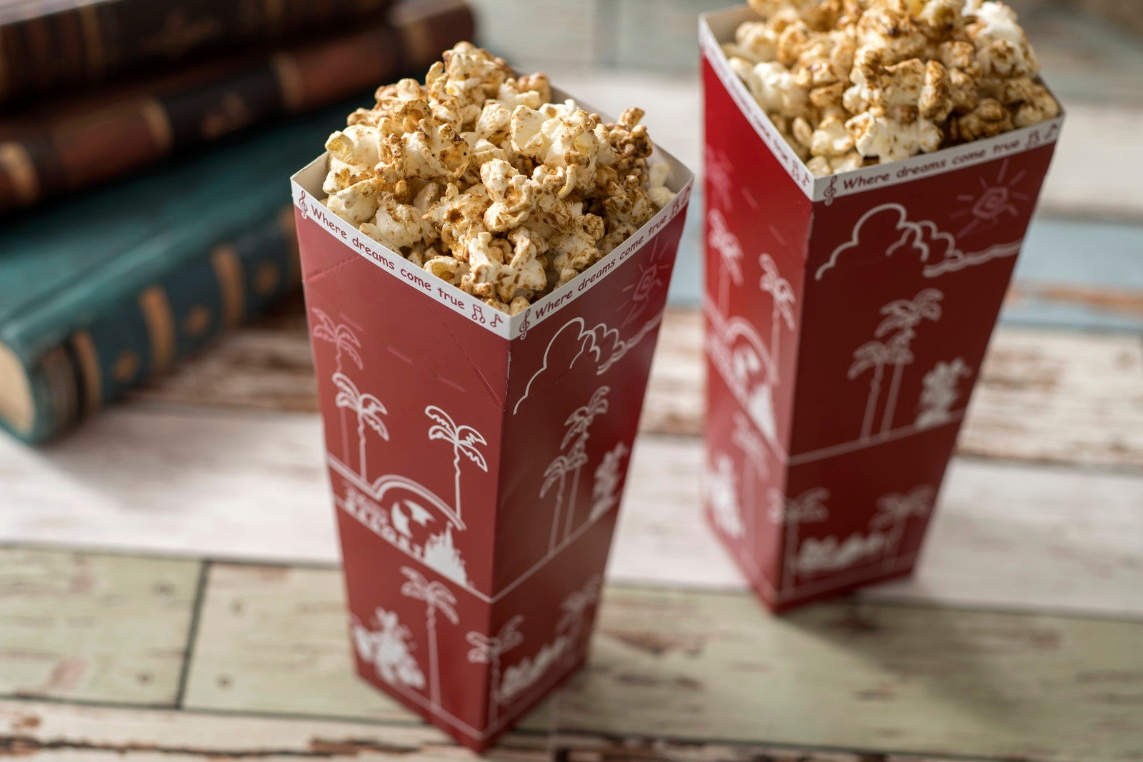 ポップコーン（ローストビーフ味）（C）Disney