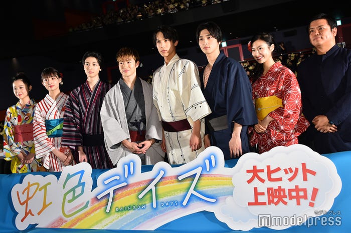 (左から)堀田真由、吉川愛、高杉真宙、佐野玲於、中川大志、横浜流星、恒松祐里、飯塚健監督 (C)モデルプレス
