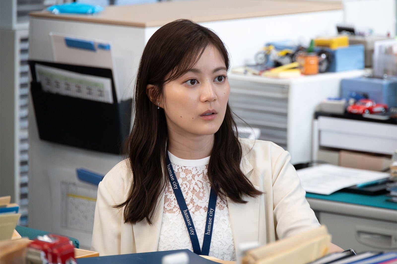 生田絵梨花「明日はもっと、いい日になる」第1話（C）フジテレビ