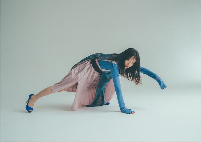 「広瀬すず2020カレンダー」(東京ニュース通信社刊)※イメージ画像