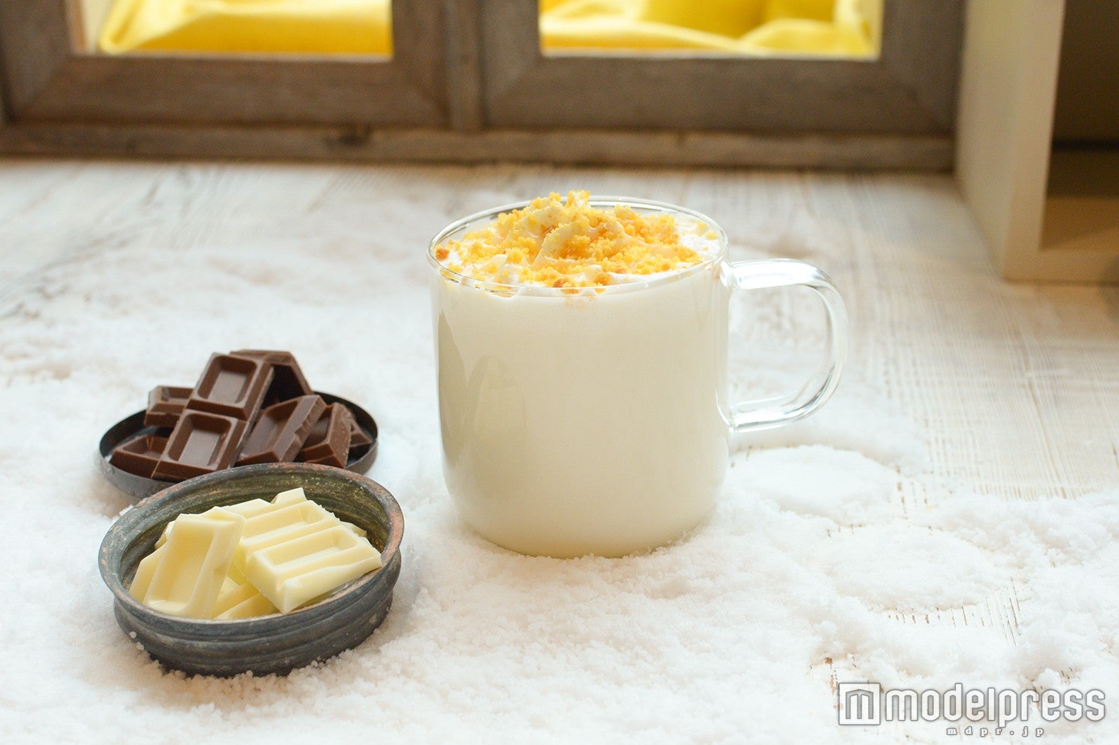 ホワイト チョコラティ バナナ ココ（C）モデルプレス