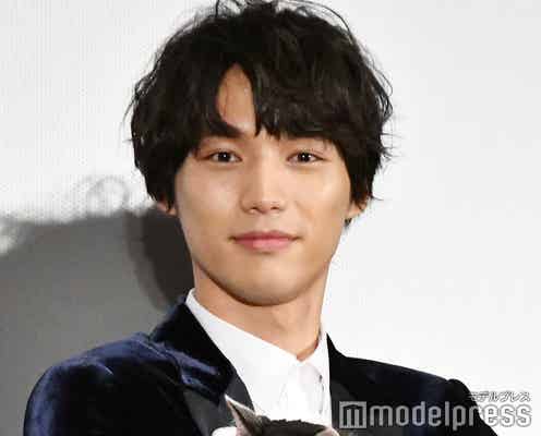 福士蒼汰、共演の猫・ナナちゃんとレッドカーペット参加へ意気込み<旅猫リポート>