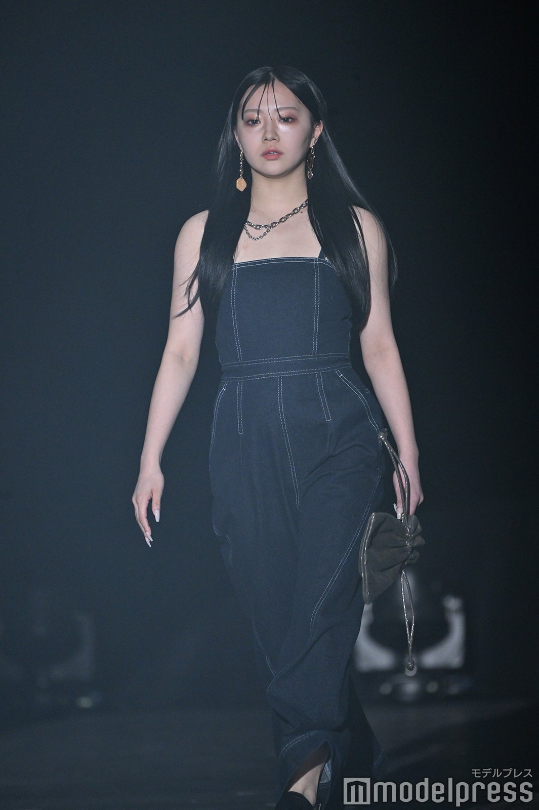 （C）モデルプレス