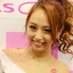 モデルプレスのインタビューに応じた“ゆきのこ”こと佐野友妃子