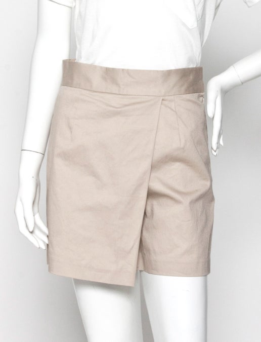 ラップ風ショートパンツ「DEPARTMENT」￥10,692(税込)