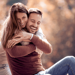 何年たっても大大大好き♡長く付き合ってる彼女を「惚れ直す瞬間」4つ