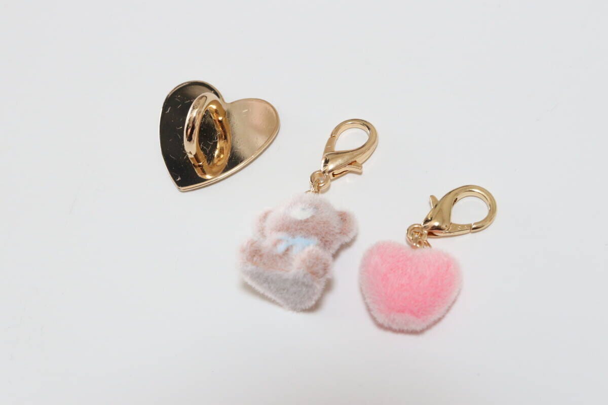 ダイソーのチャーム（フロッキーアニマル