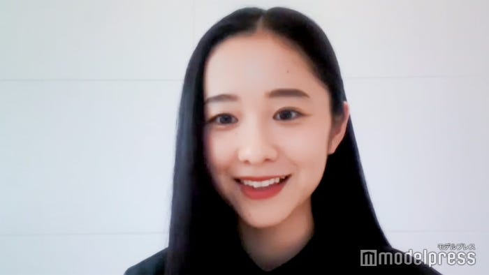 堀田真由(C)モデルプレス